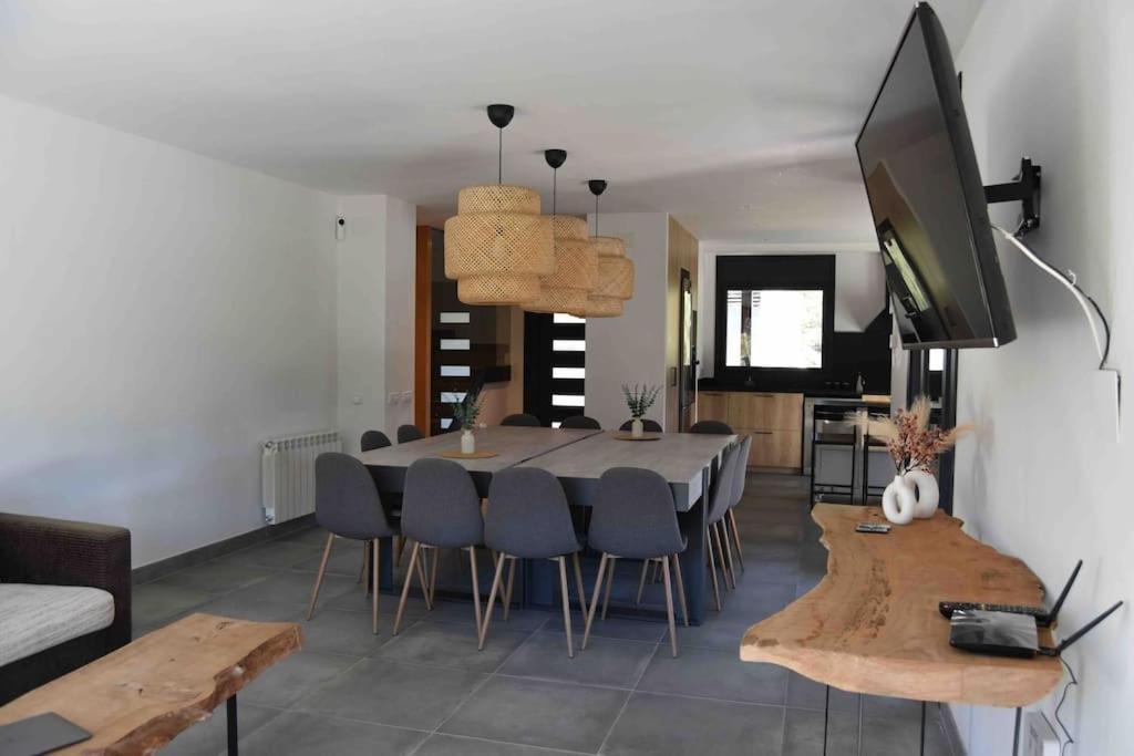 Cal Manubens Villa Castellar del Riu Exterior photo